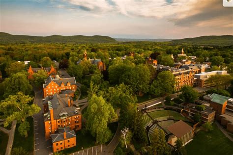 mount holyoke college one card.